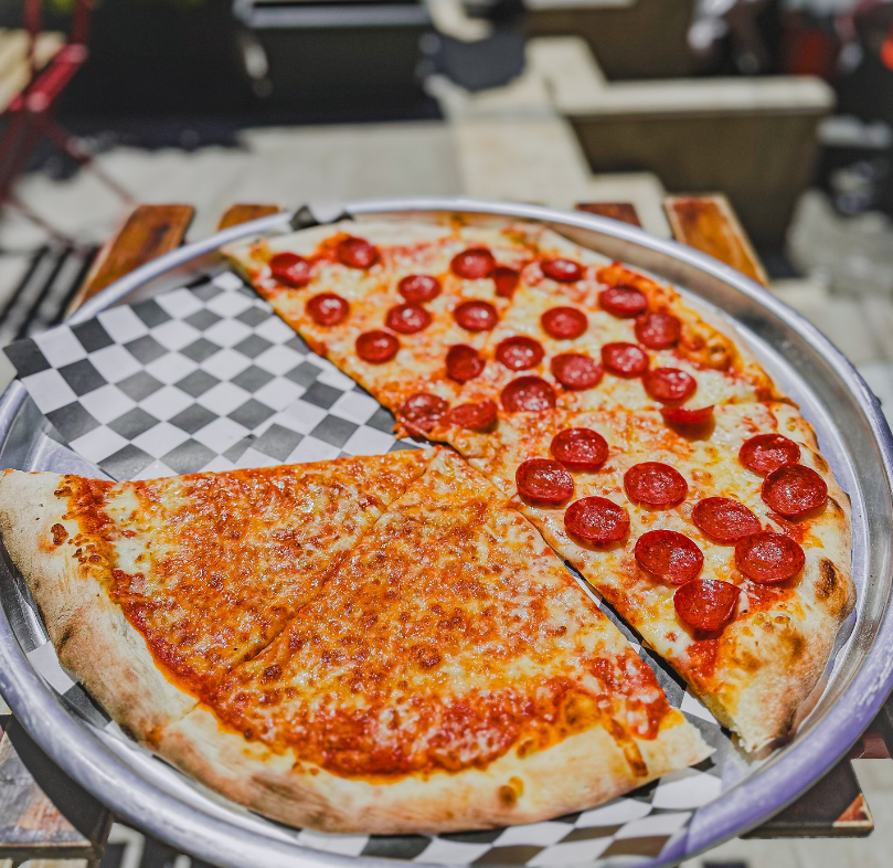 The Big Slice Amman's XL Pizza
